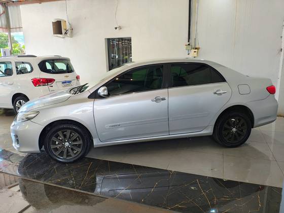 TOYOTA COROLLA 2.0 ALTIS 16V FLEX 4P AUTOMÁTICO